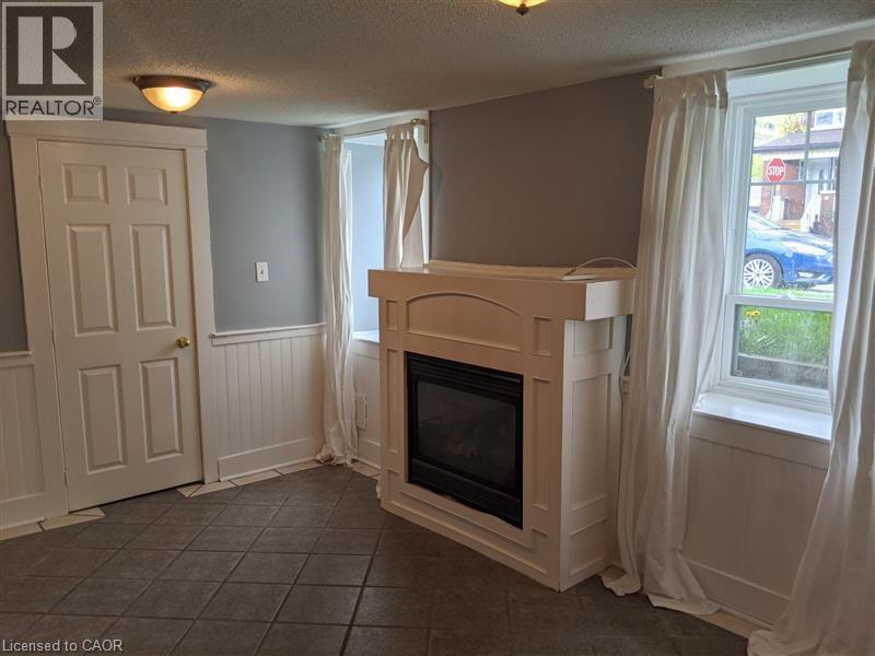 #LOWER 98 WEST Avenue North, Hamilton, Ontario, L8L5C3, Hamilton, Ontario — photo 3 of 5
