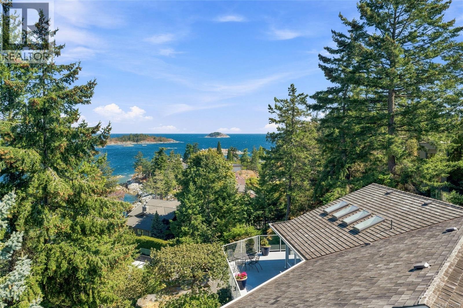 2340 Avondale Pl - Image 37