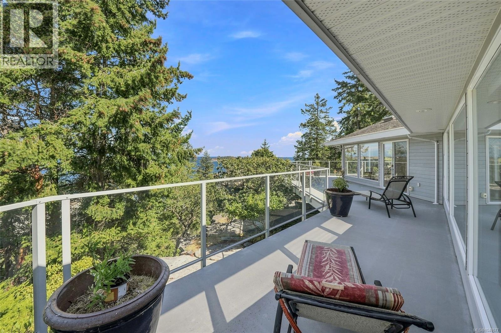 2340 Avondale Pl - Image 46