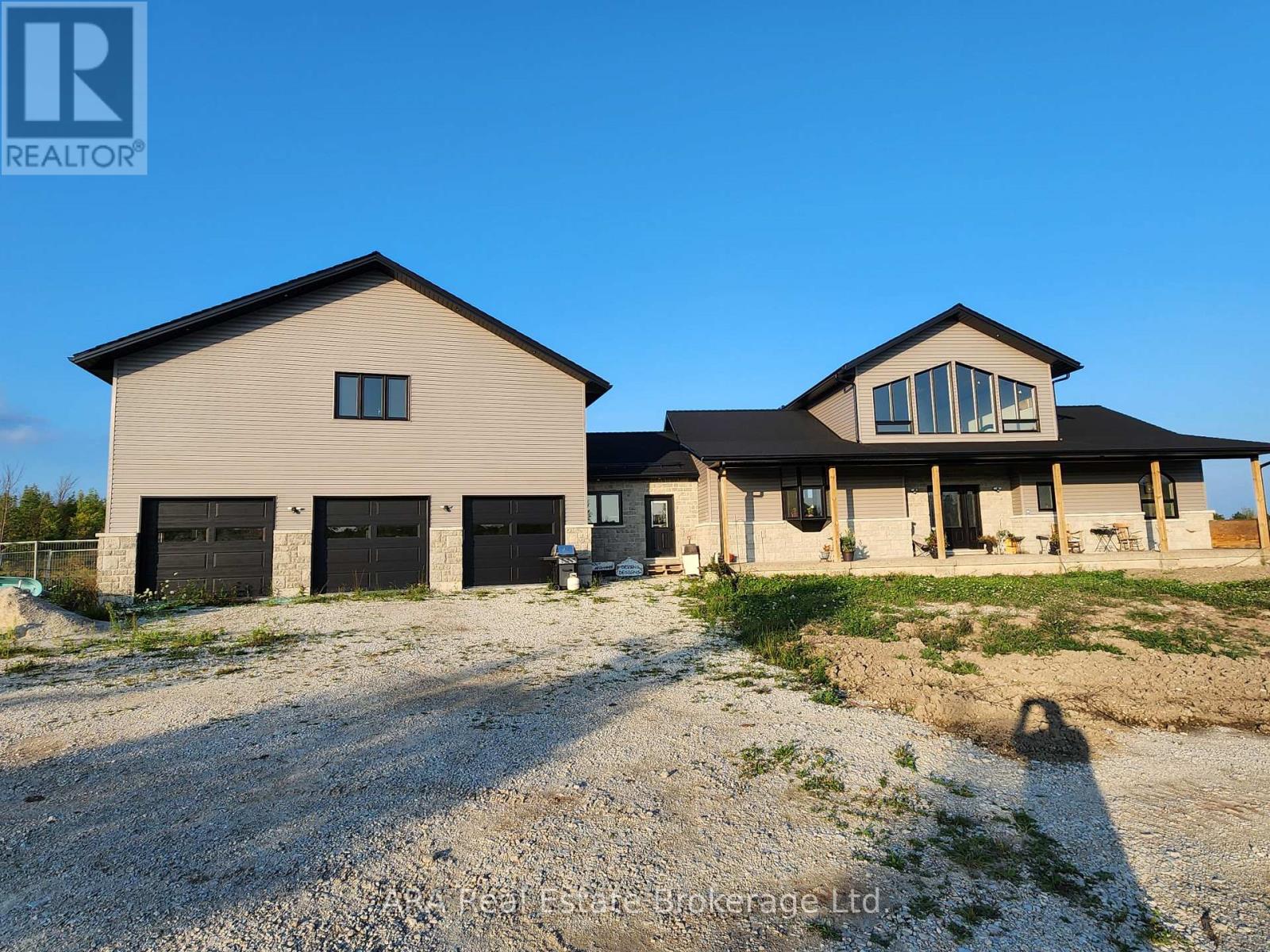 245421 22 SIDE ROAD - 2