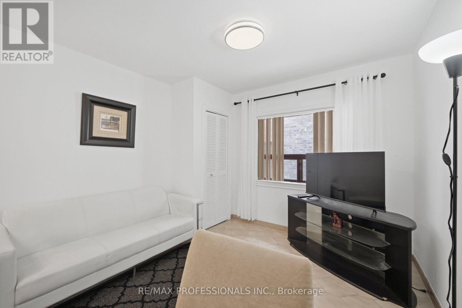 53 WILMAR ROAD - 10