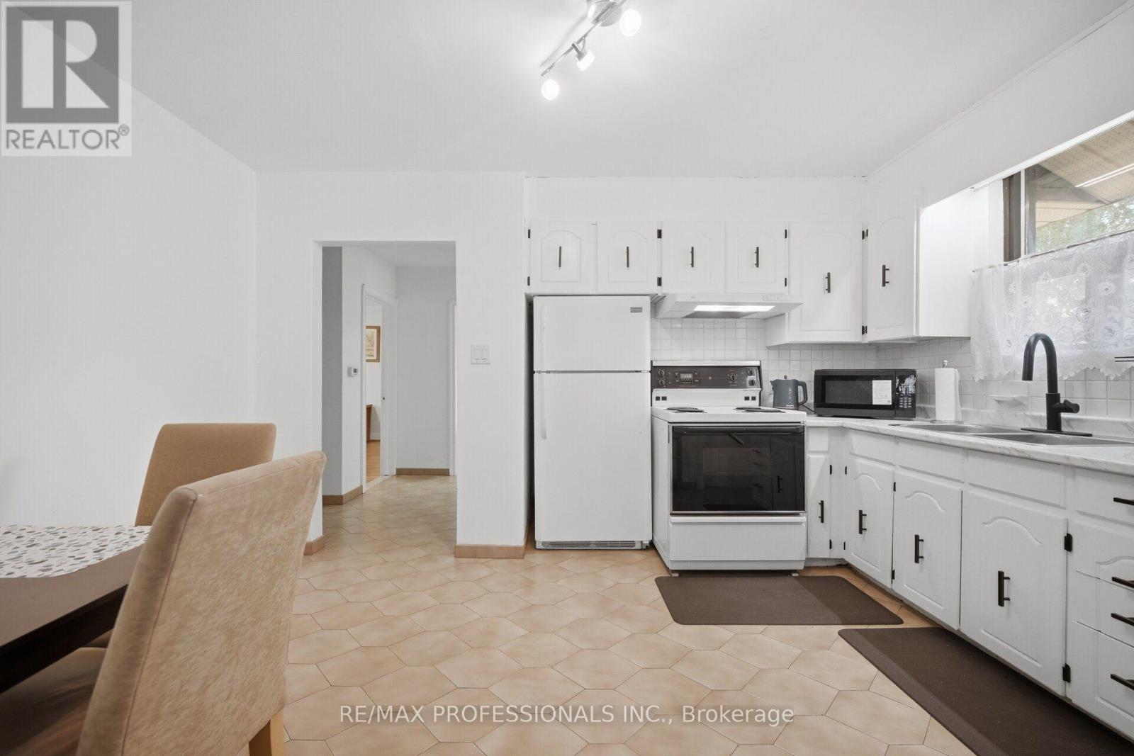 53 WILMAR ROAD - 12