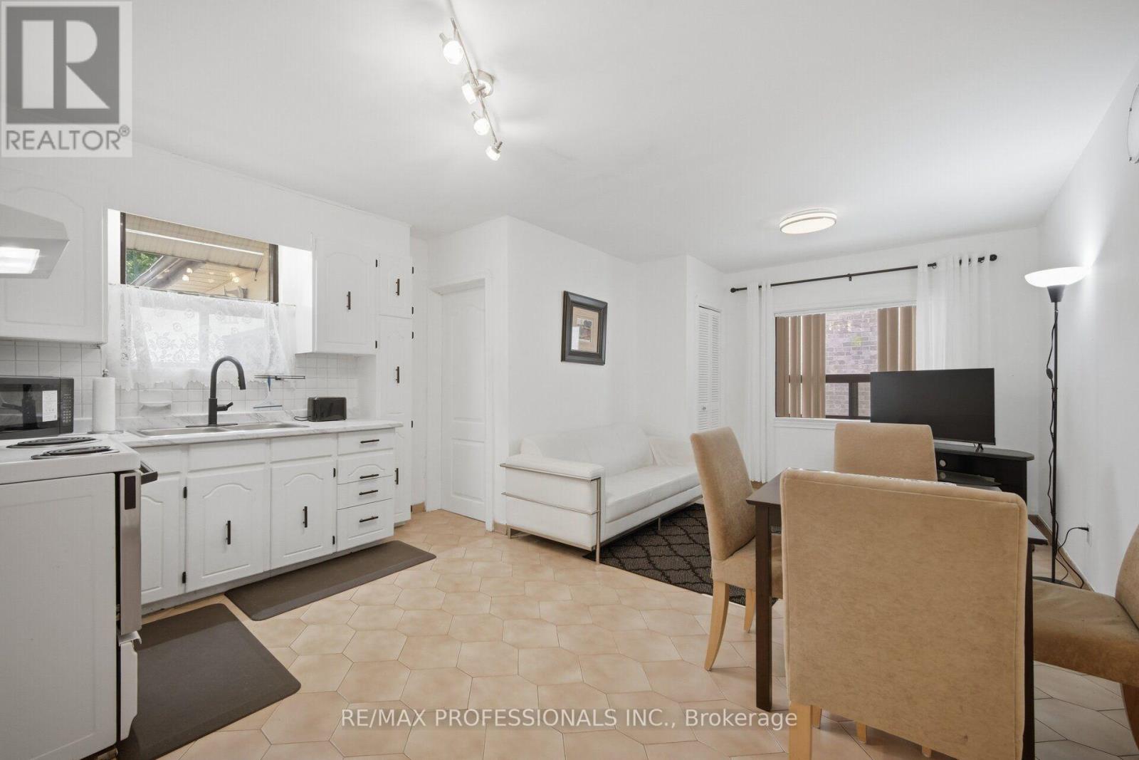 53 WILMAR ROAD - 7