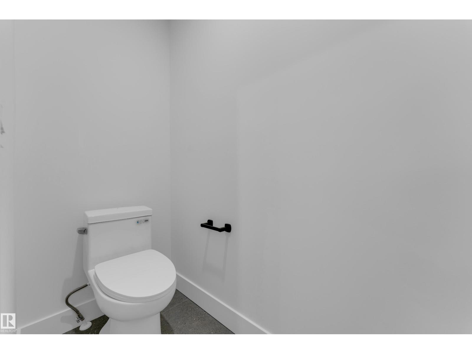 236 Linden LO - Image 32