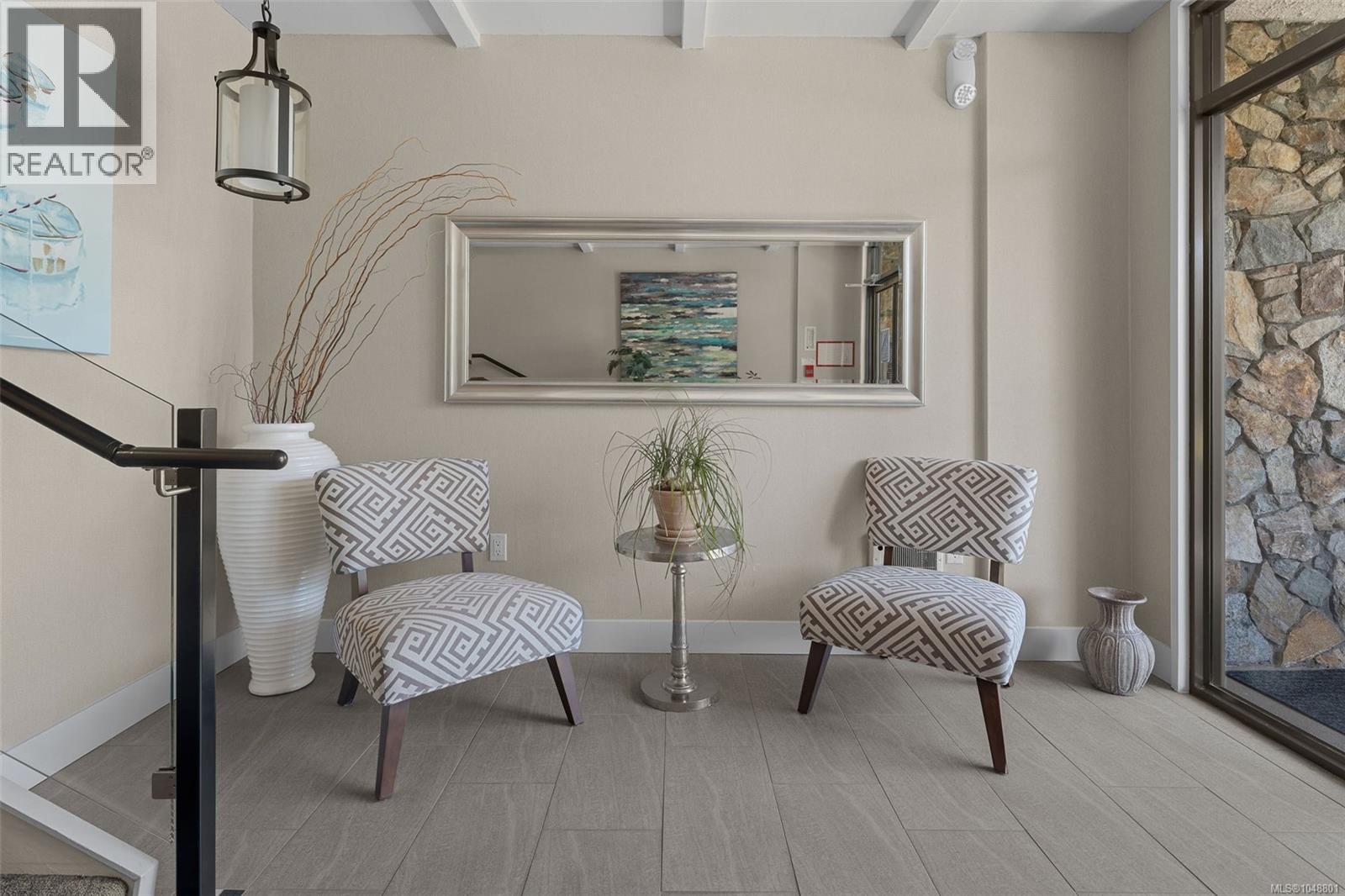 #105 1312 Beach Dr - Image 5