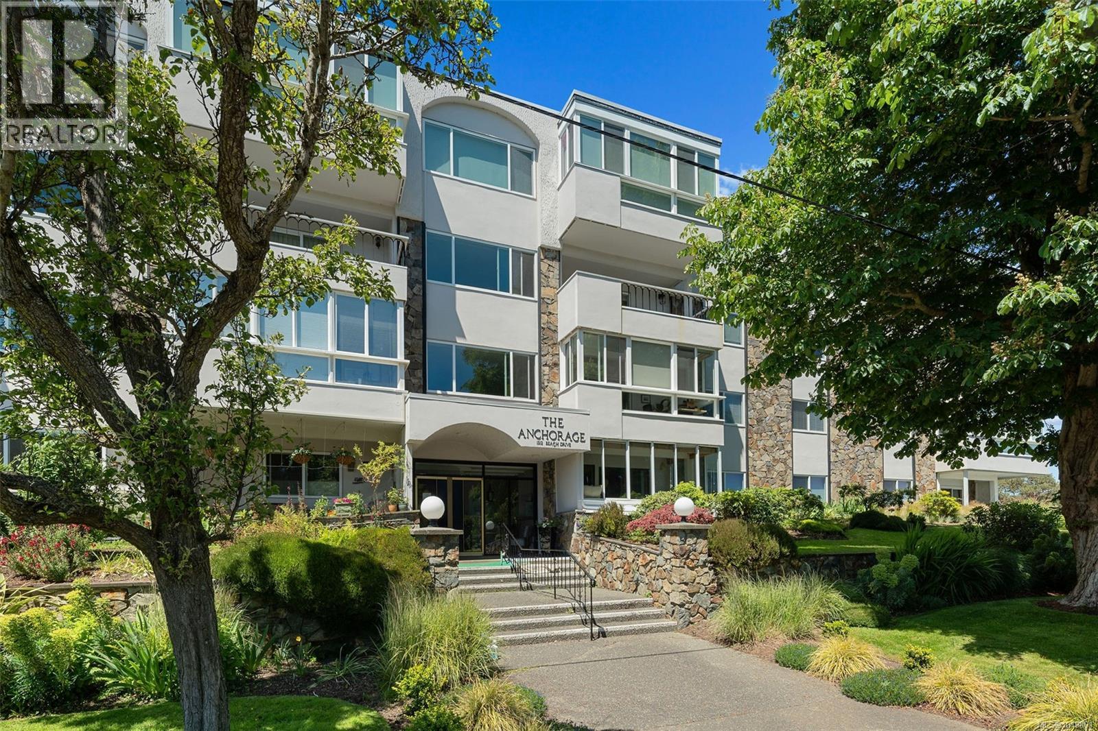 #105 1312 Beach Dr - 1