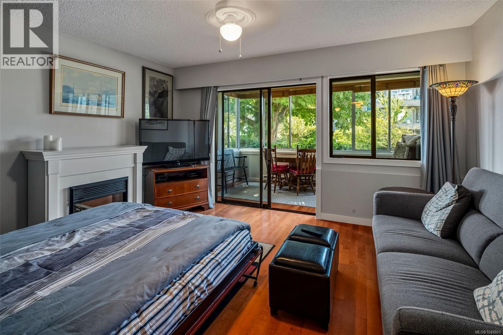 #105 1312 Beach Dr - 24