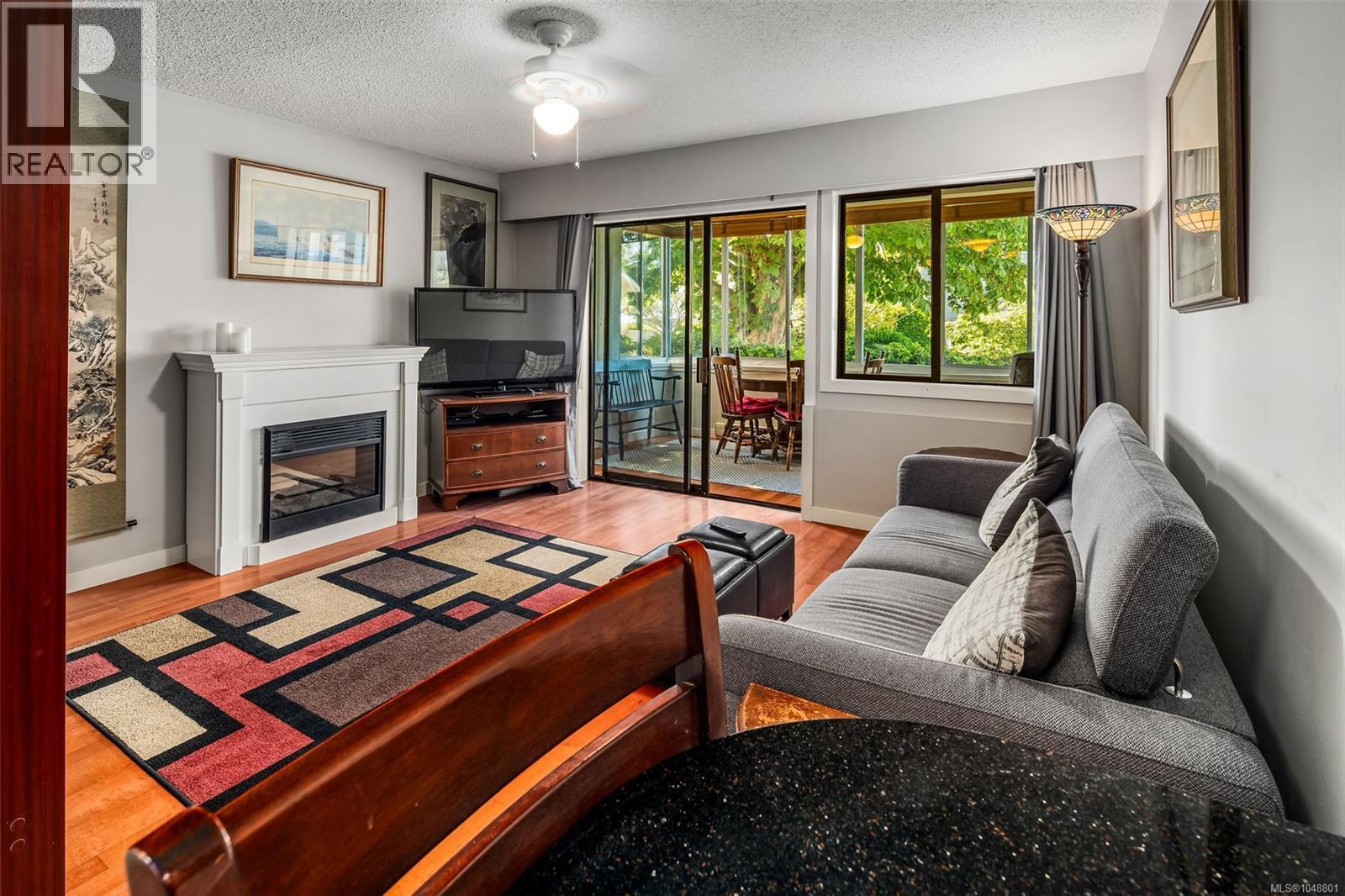 #105 1312 Beach Dr - Image 14