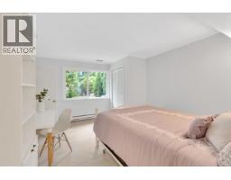 1177 E 15th Street, North Vancouver, BC V7J1K6 Photo 11