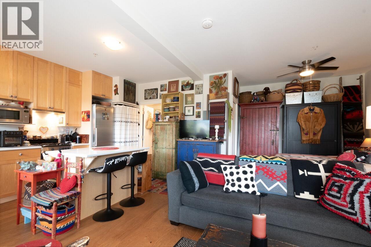 207 726A BELTERRA ROAD, Bowen Island — photo 6