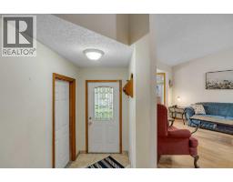 139 Shawnessy Drive SW - photo 3