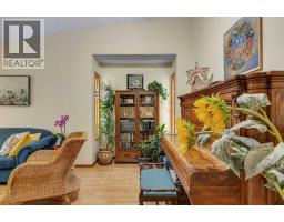 139 Shawnessy Drive SW - photo 10