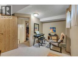 139 Shawnessy Drive SW - photo 26