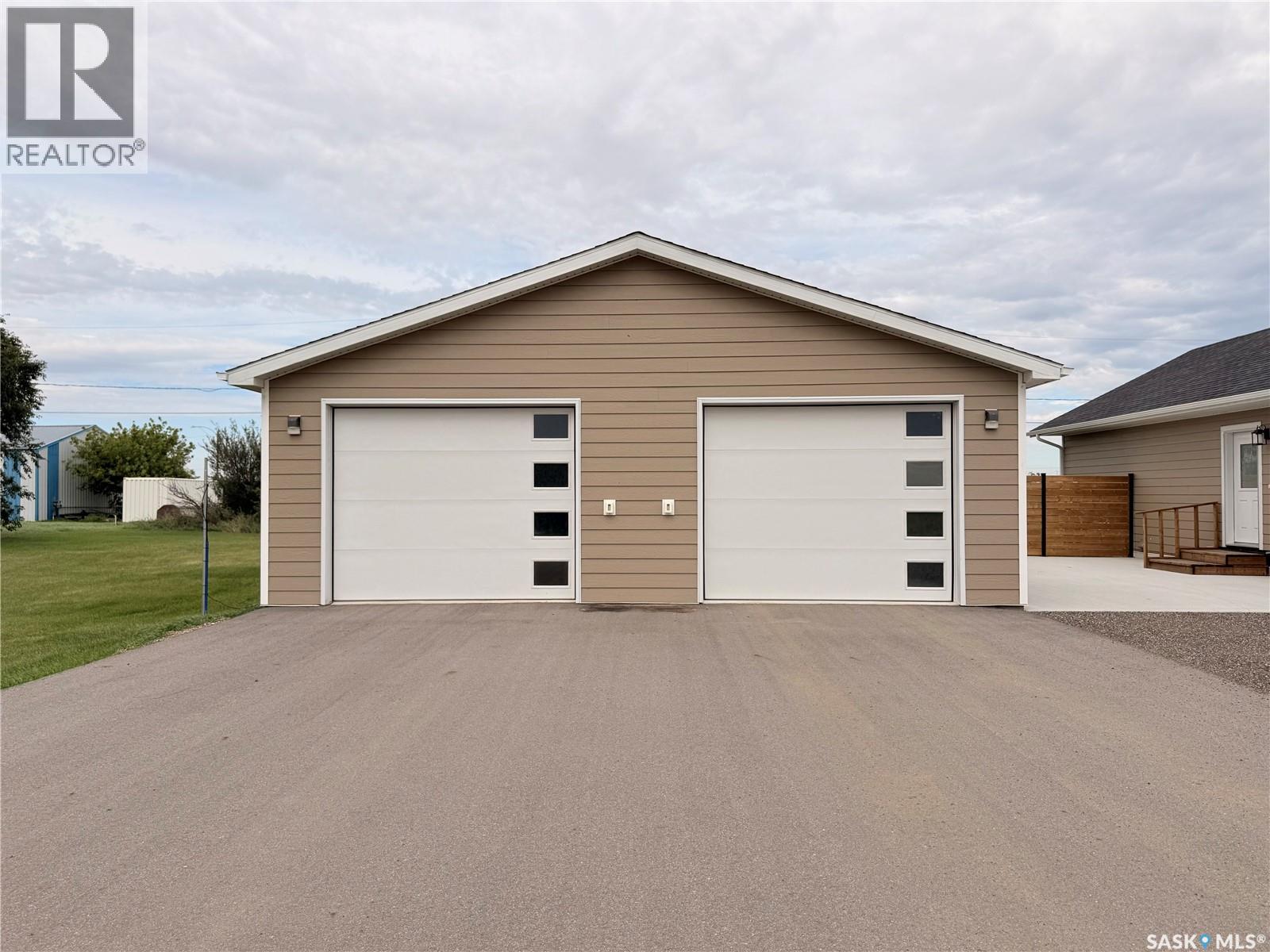 337 Railway AVENUE - 5