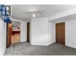 642 Lakewood Road E, Brooks, AB T1R0L2 Photo 27