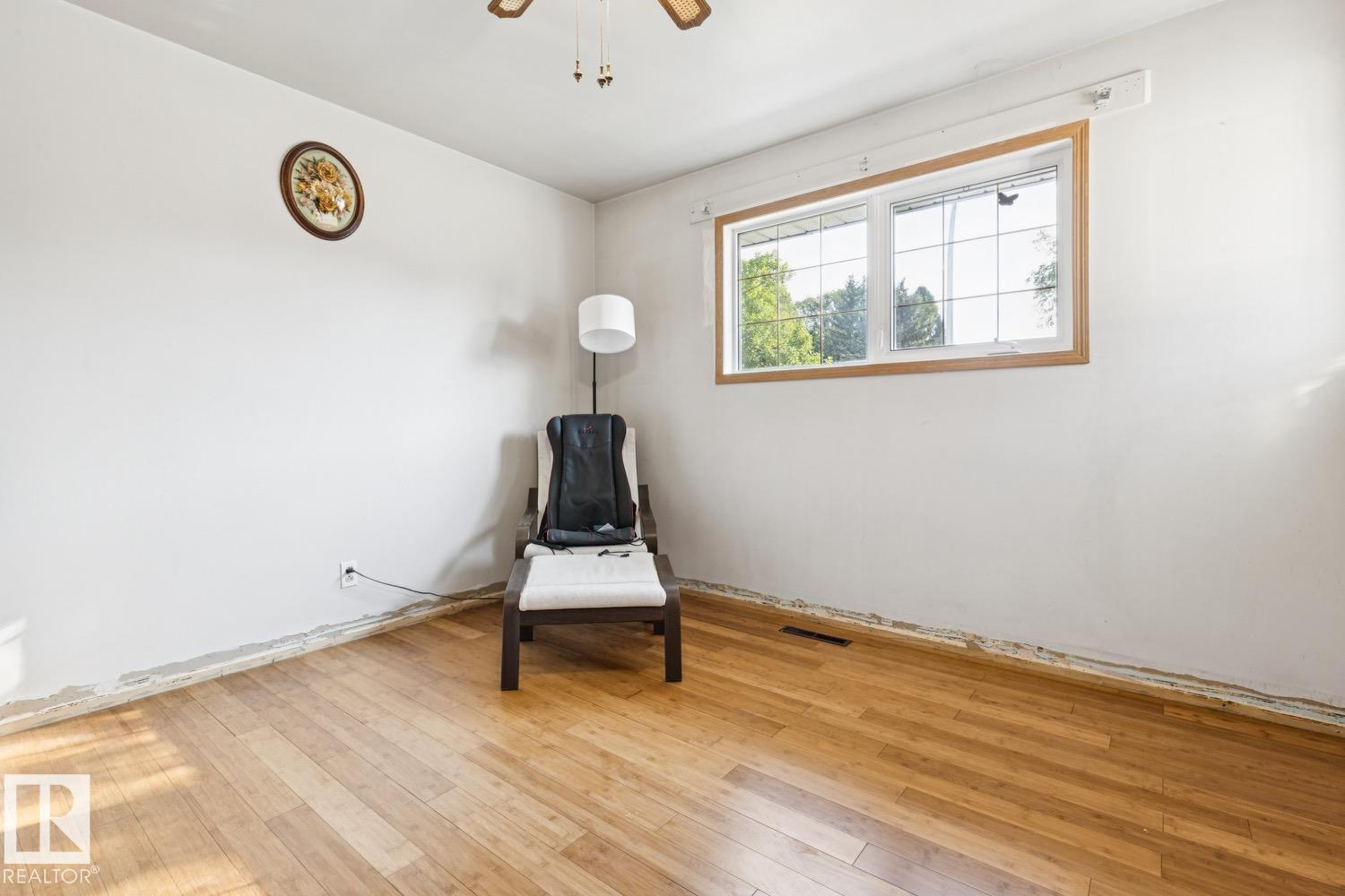 10830 159 ST NW - Image 19