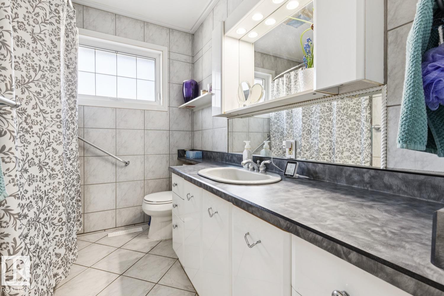10830 159 ST NW - Image 22