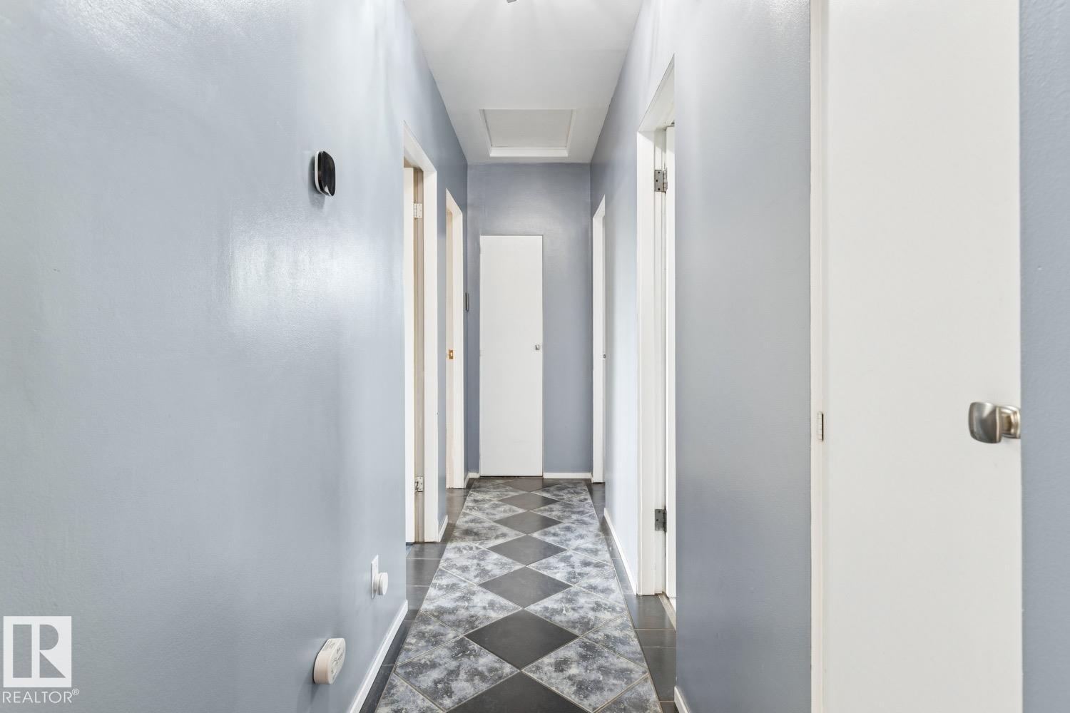 10830 159 ST NW - 24