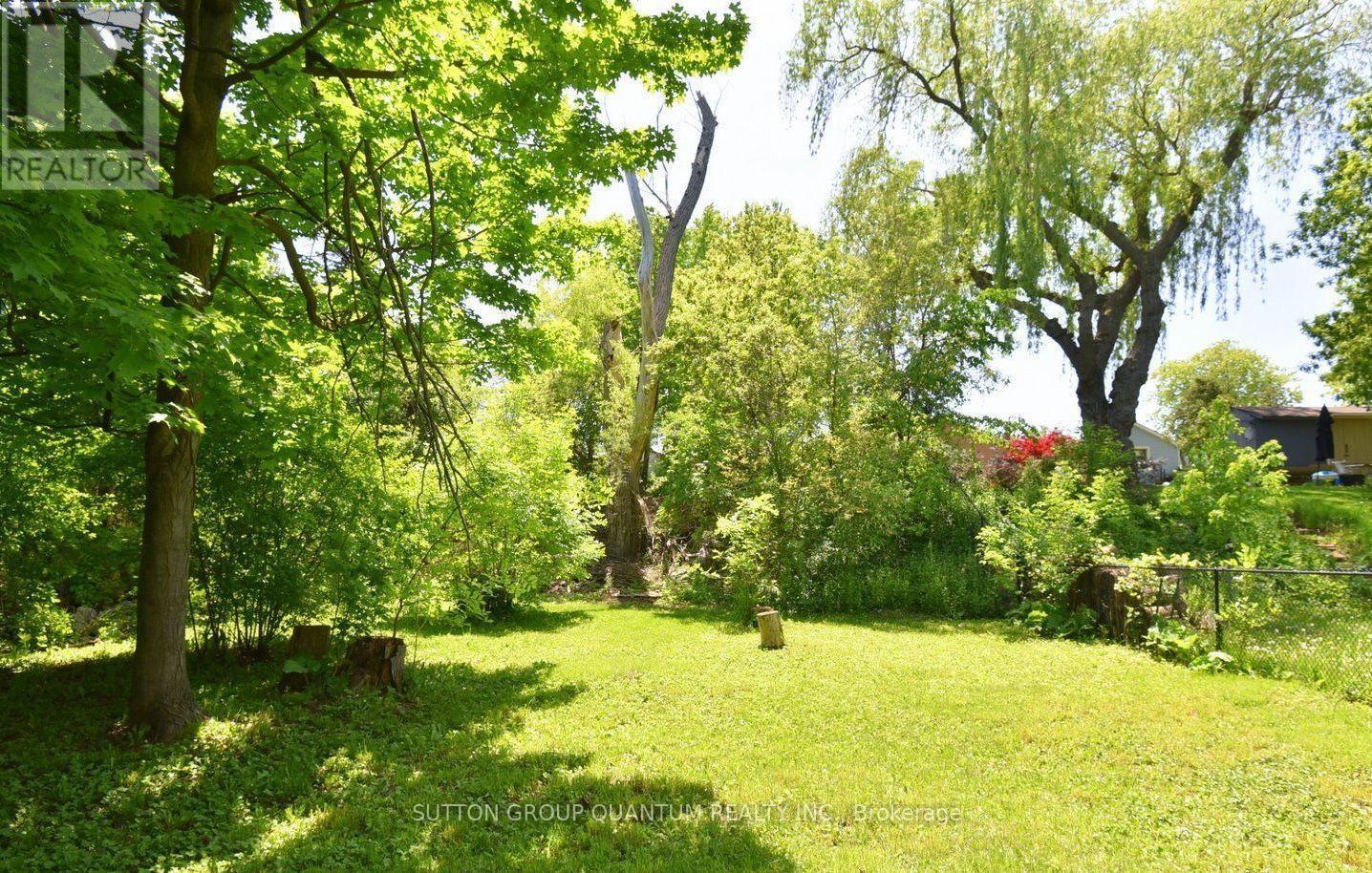 499 VALLEY DRIVE N - 28