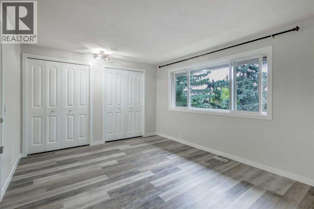 #12 310 Brookmere Road SW - 19