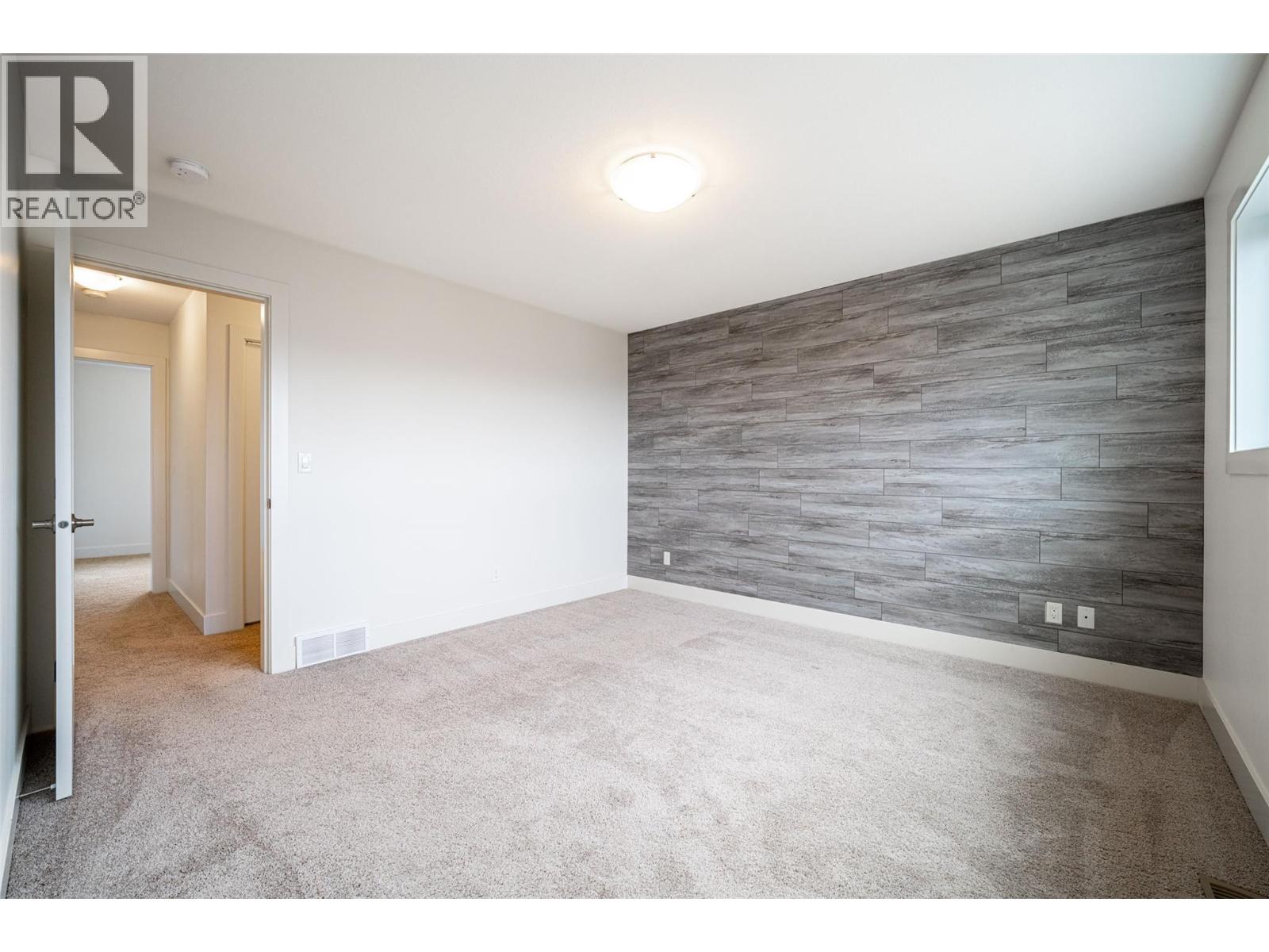#55 933 Mt Robson Place - 21
