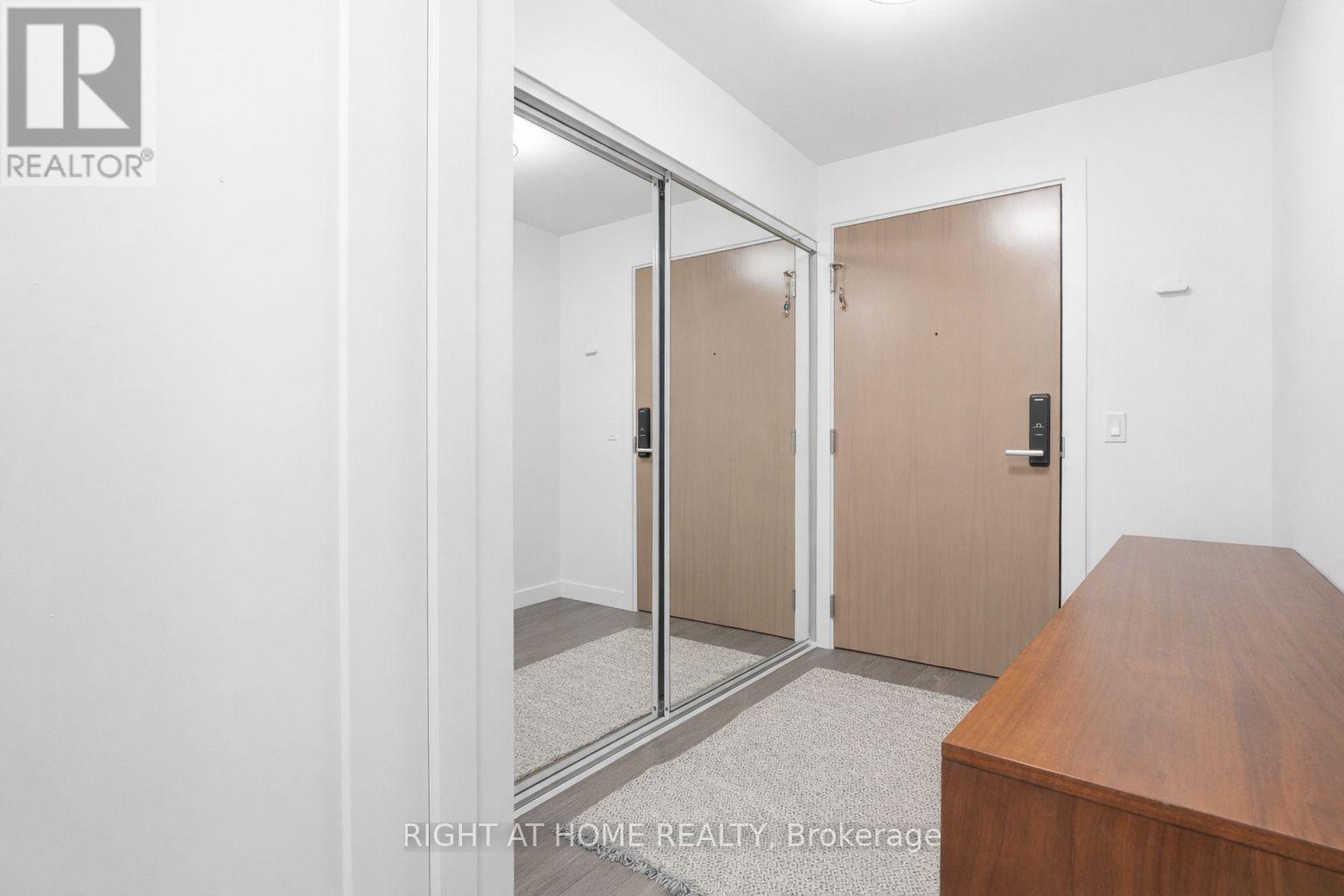 #508 575 BLOOR STREET E - 7