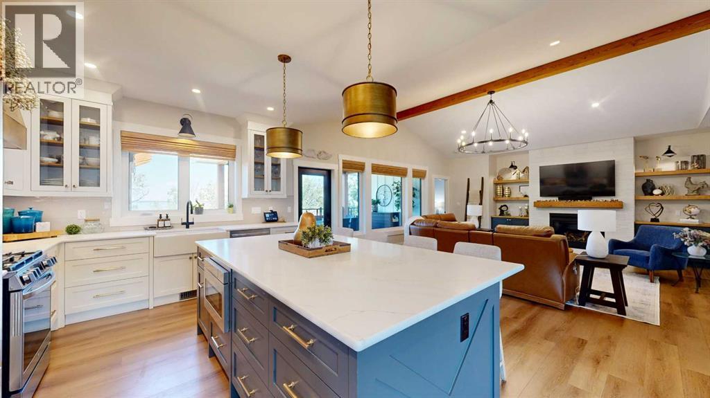 Listing photo – 2 Marina Crescent, Rochon Sands
