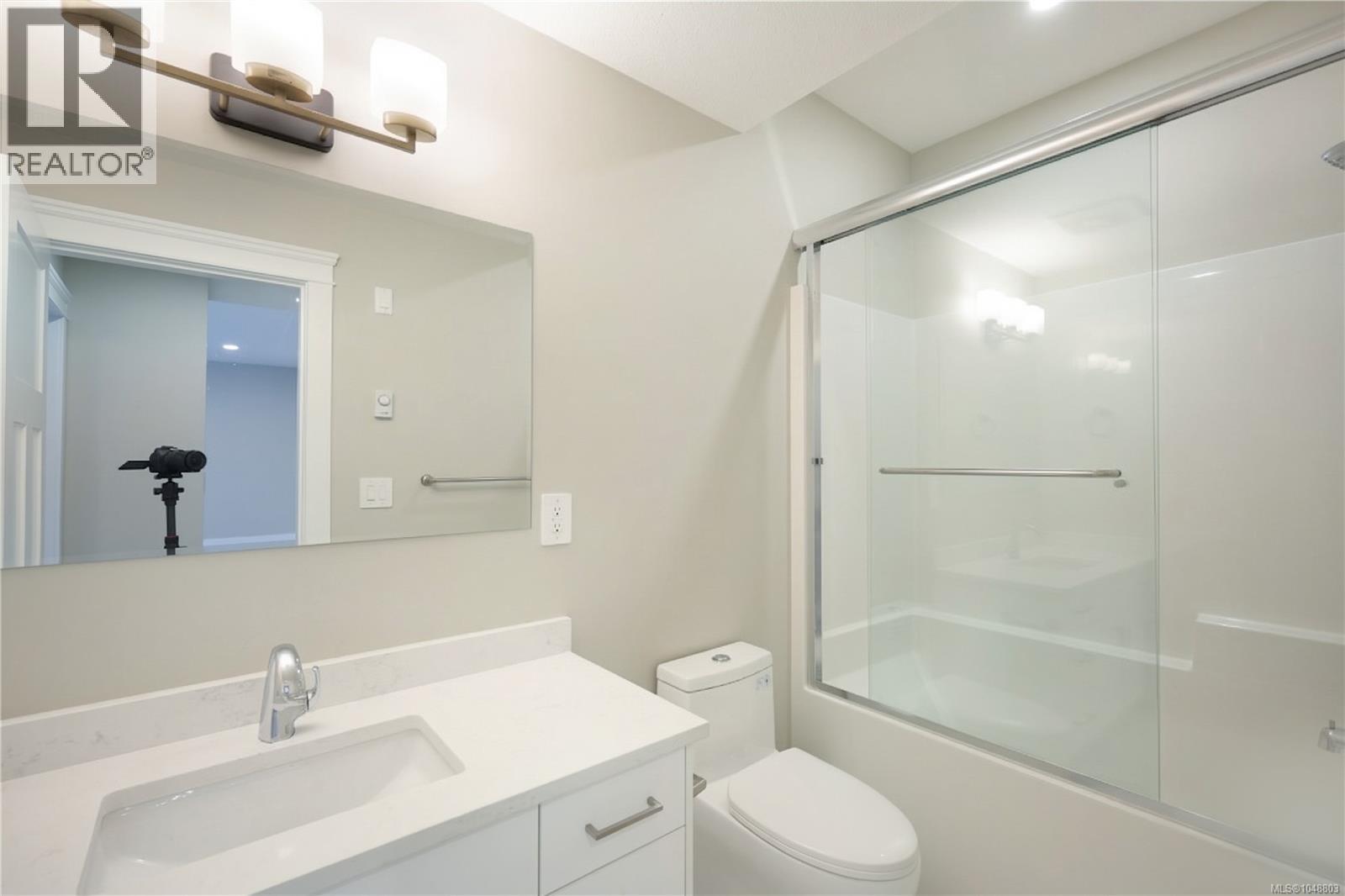 163 Golden Oaks Cres - 50
