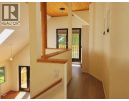 5289 Clearwater Valley Road, Clearwater, BC V0E1N1 Photo 22