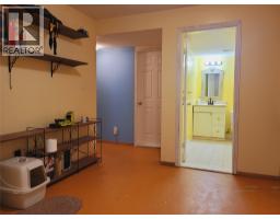 5289 Clearwater Valley Road, Clearwater, BC V0E1N1 Photo 37