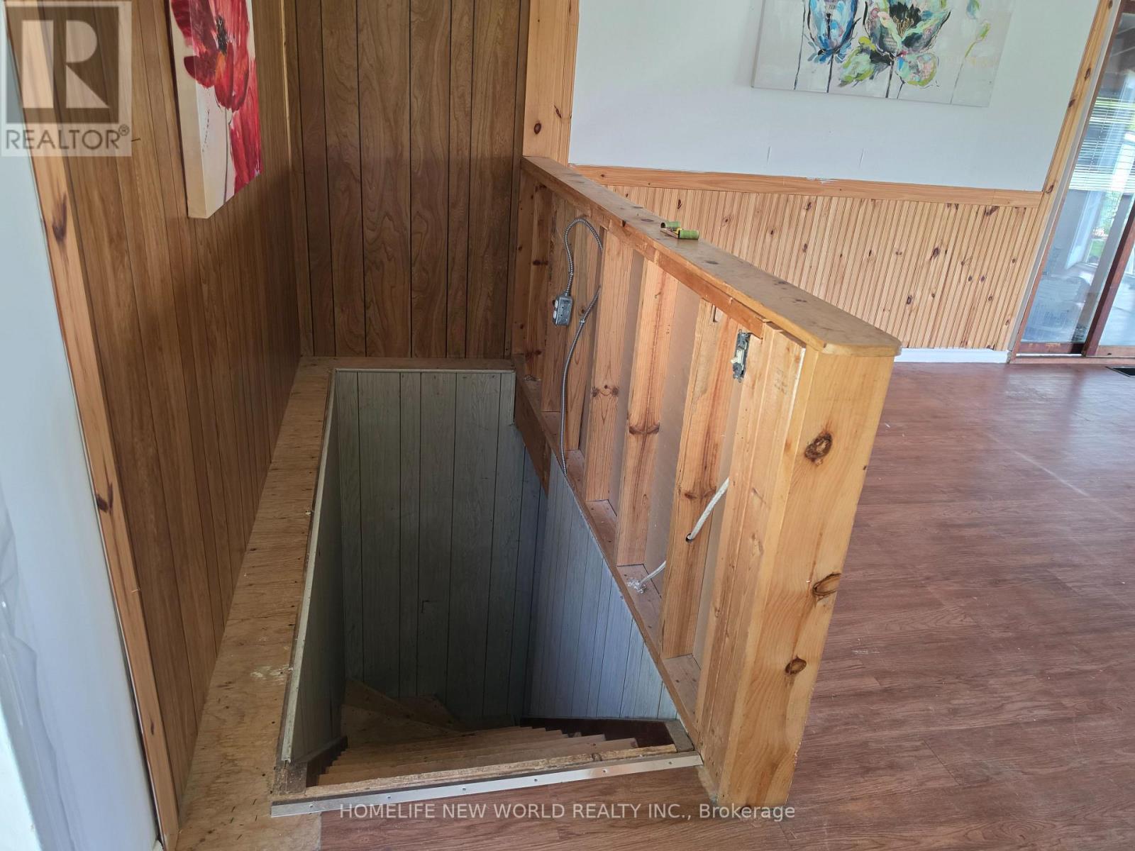 814 THOMASBURG ROAD - Image 22