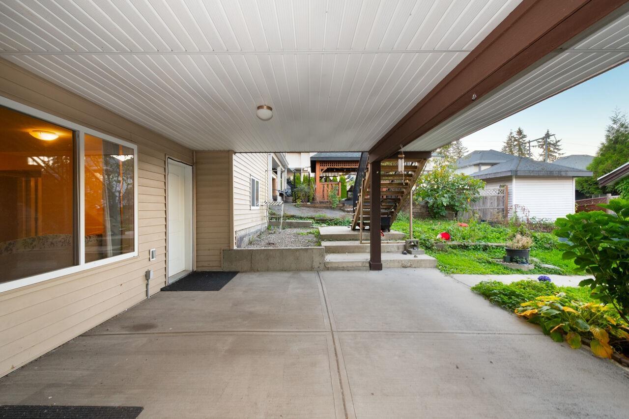 #Lower 14229 114 Avenue, Surrey, British Columbia, V3R1P2, Surrey, British Columbia — photo 2 of 5