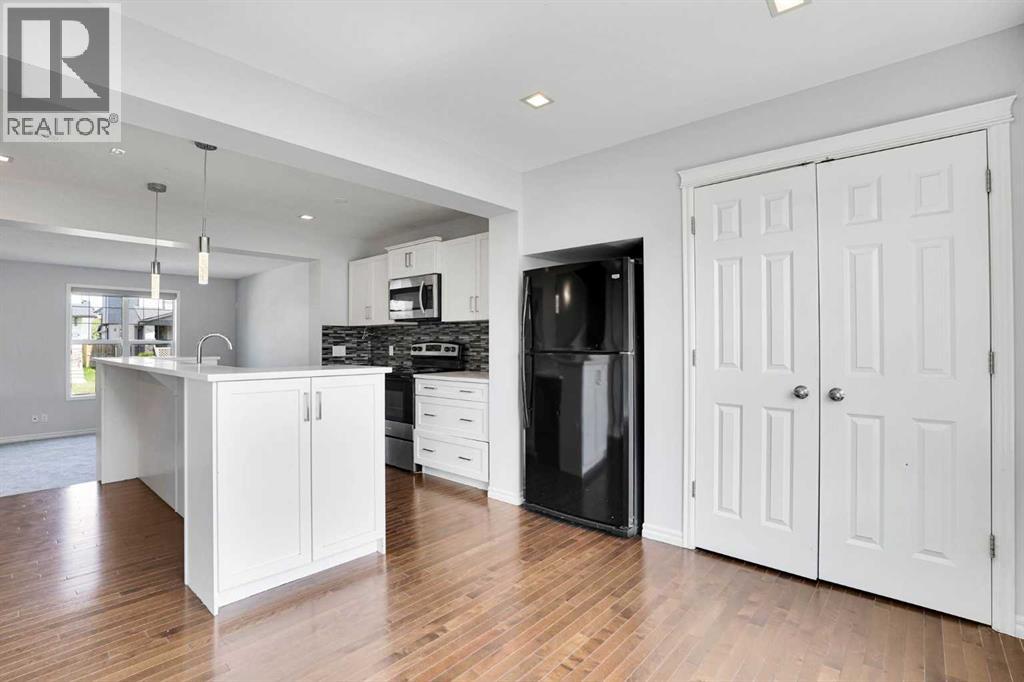 173 Skyview Springs Crescent NE - 11