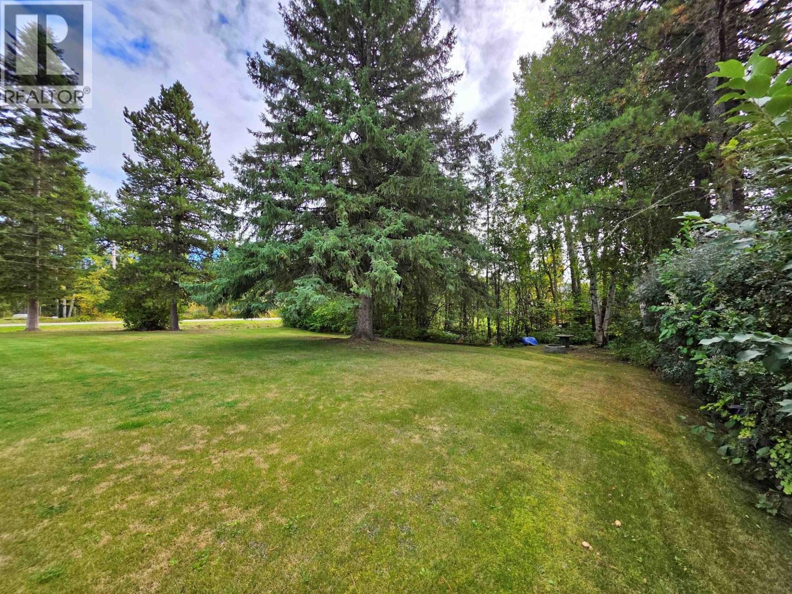 2491 SING STREET, Quesnel
