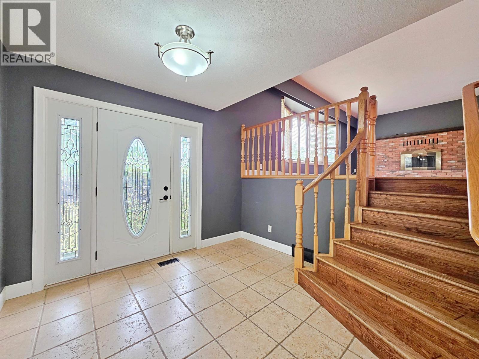2491 SING STREET, Quesnel