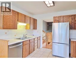 2491 Sing Street, Quesnel, BC V2J5E1 Photo 12