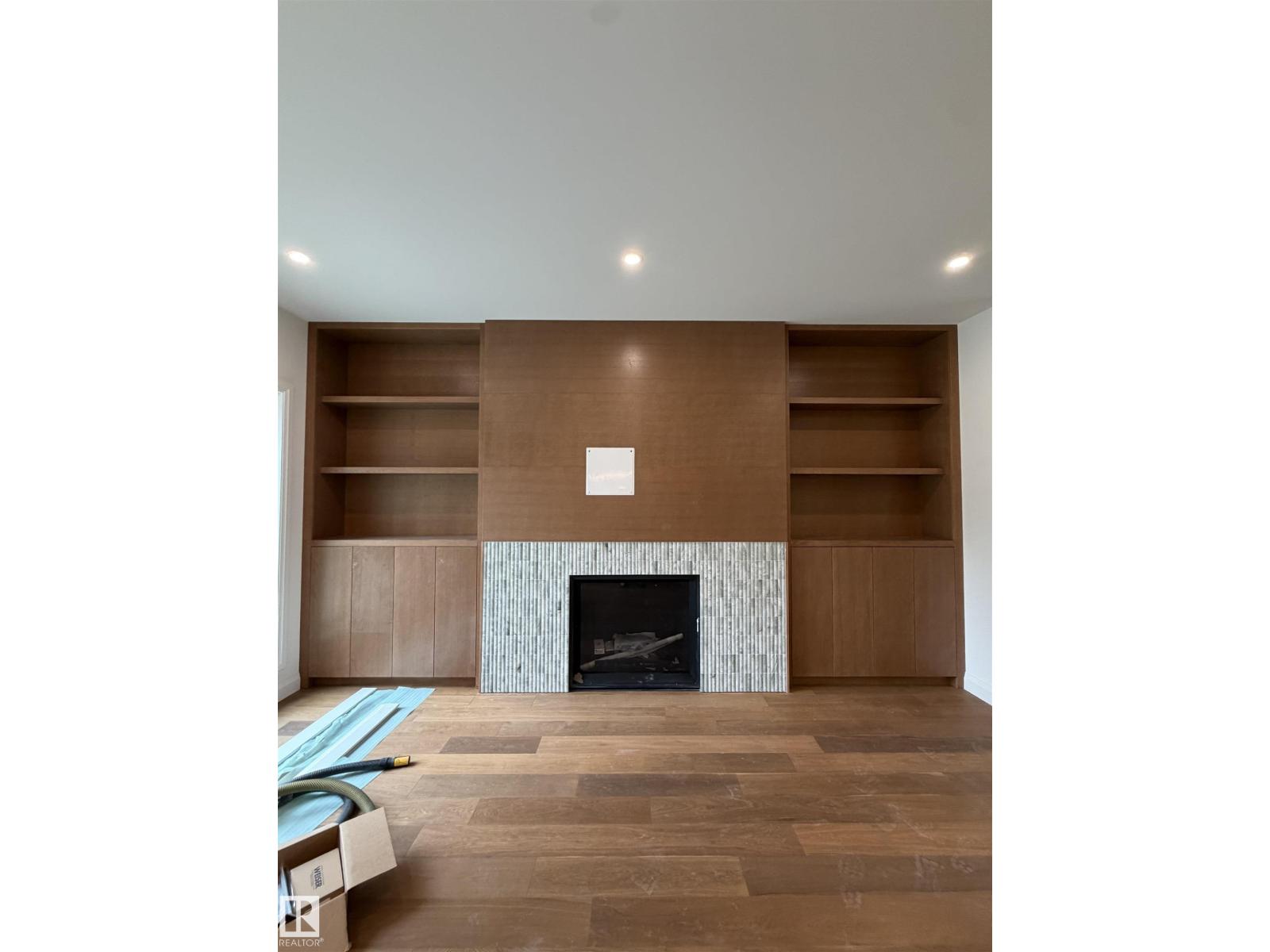 10223 130 Street NW, Glenora — photo 17 of 30: Property photo