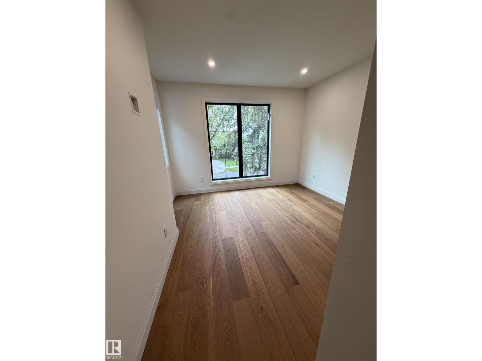 10223 130 ST NW - 30