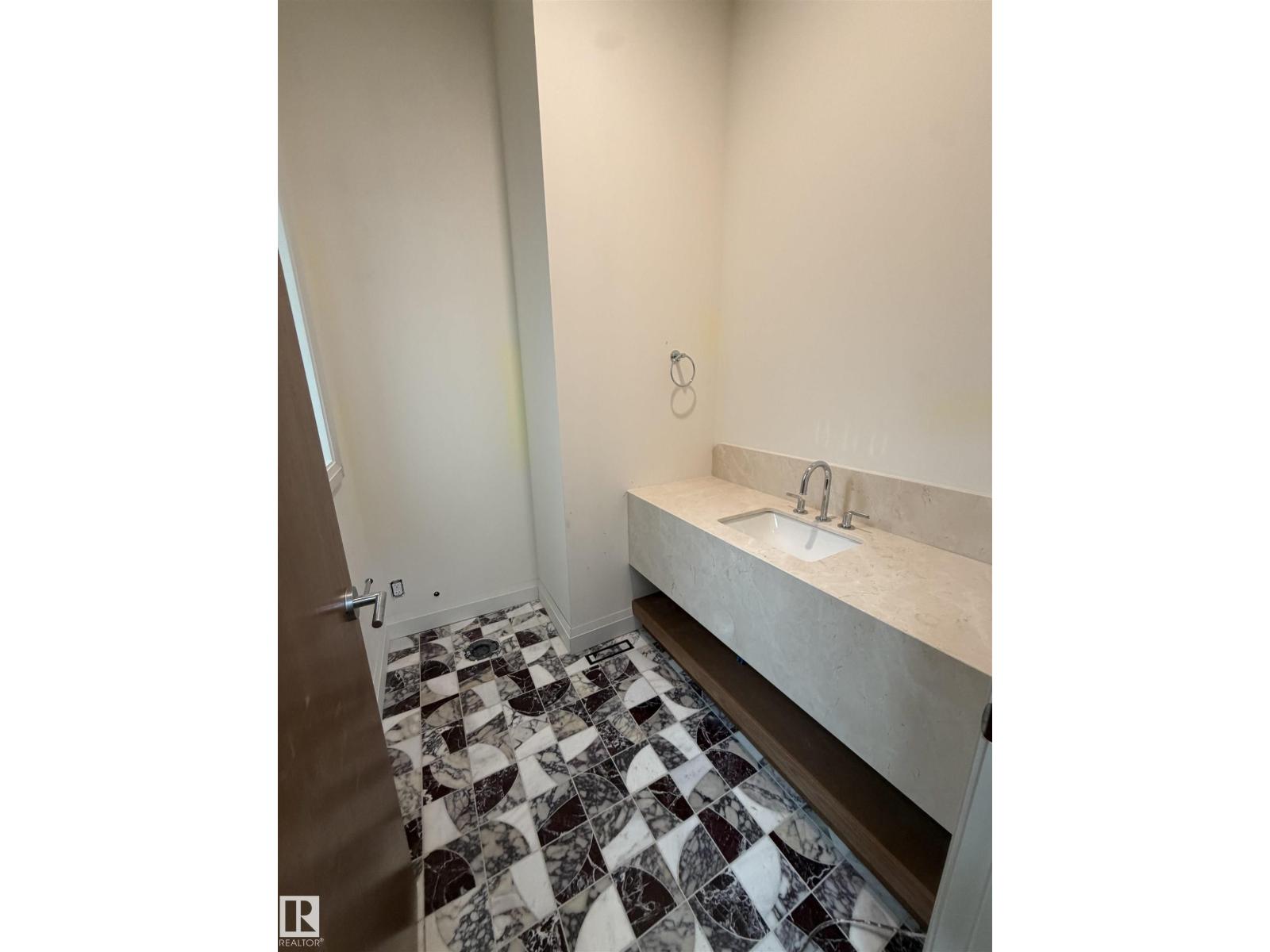 10223 130 ST NW - 31