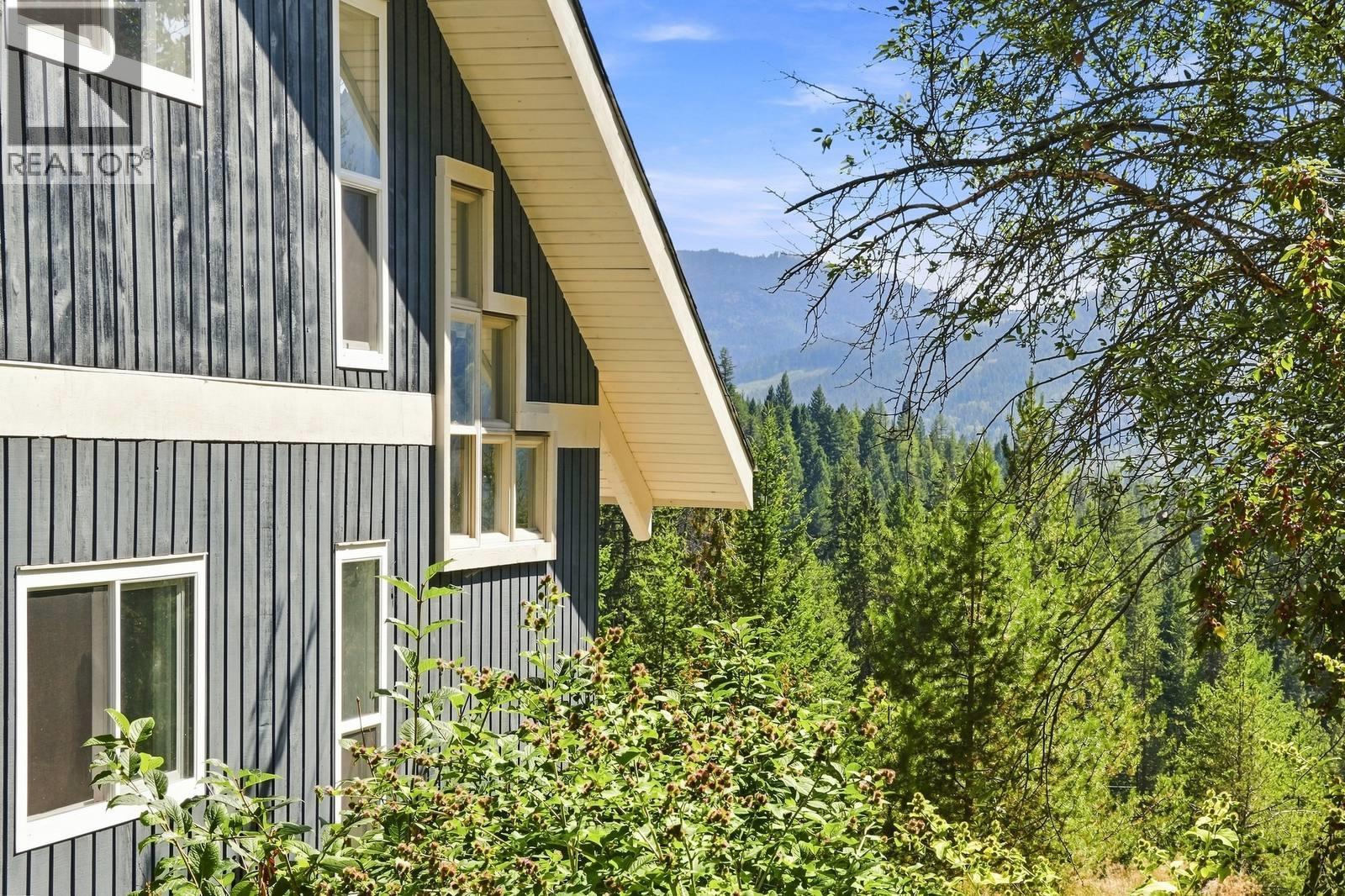  321 Philpott Road, Kelowna