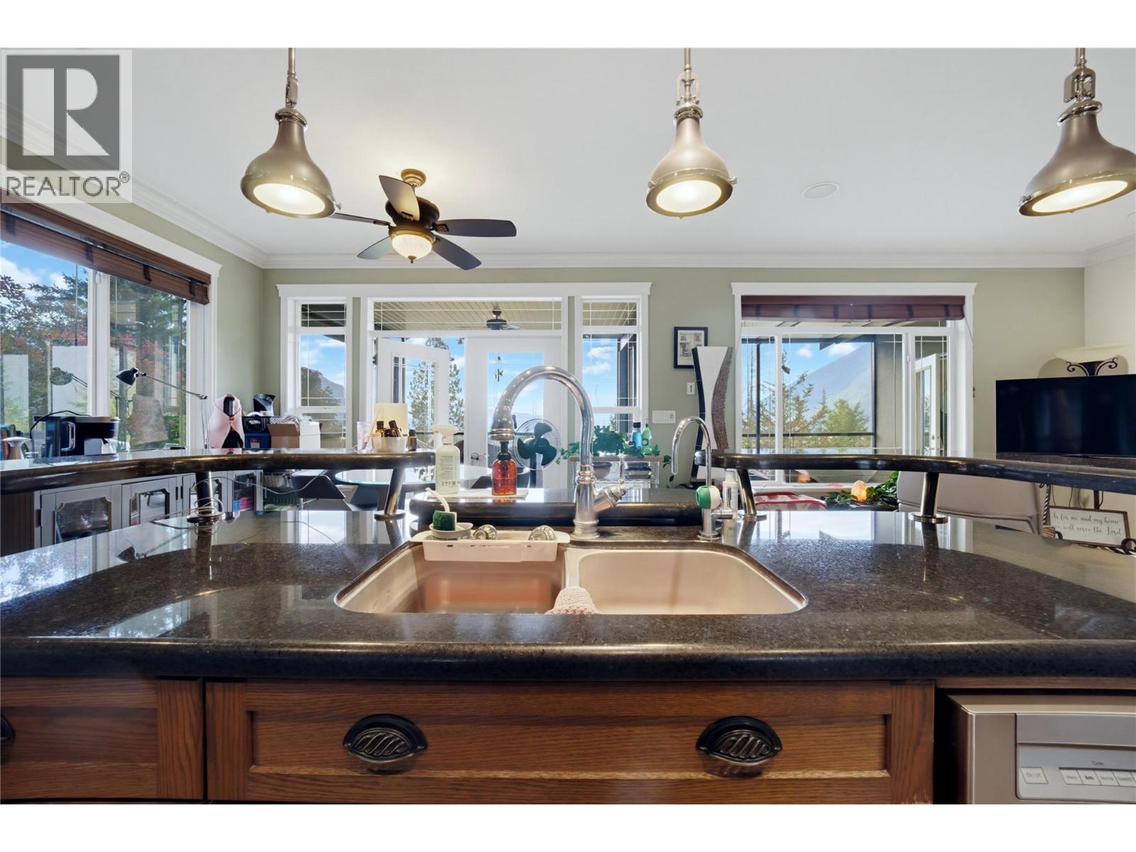 2708 Sunridge Place - Image 10
