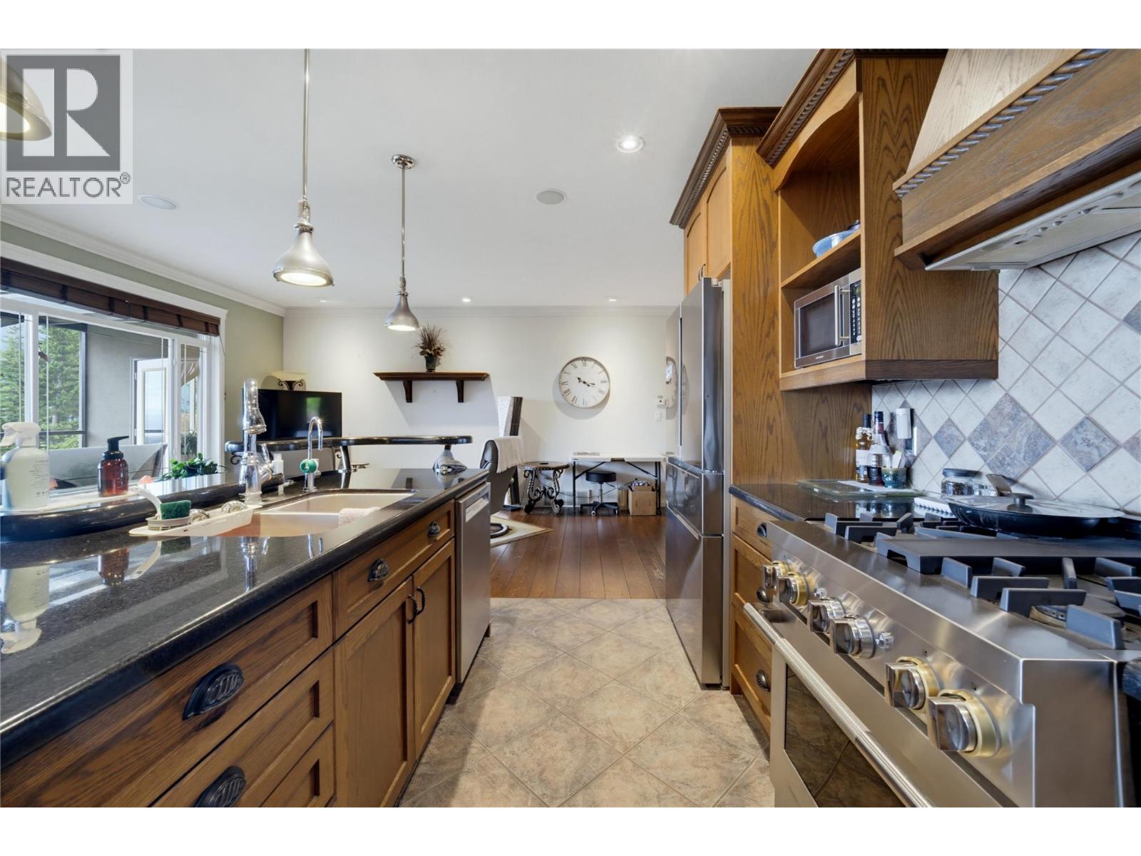 2708 Sunridge Place - Image 18