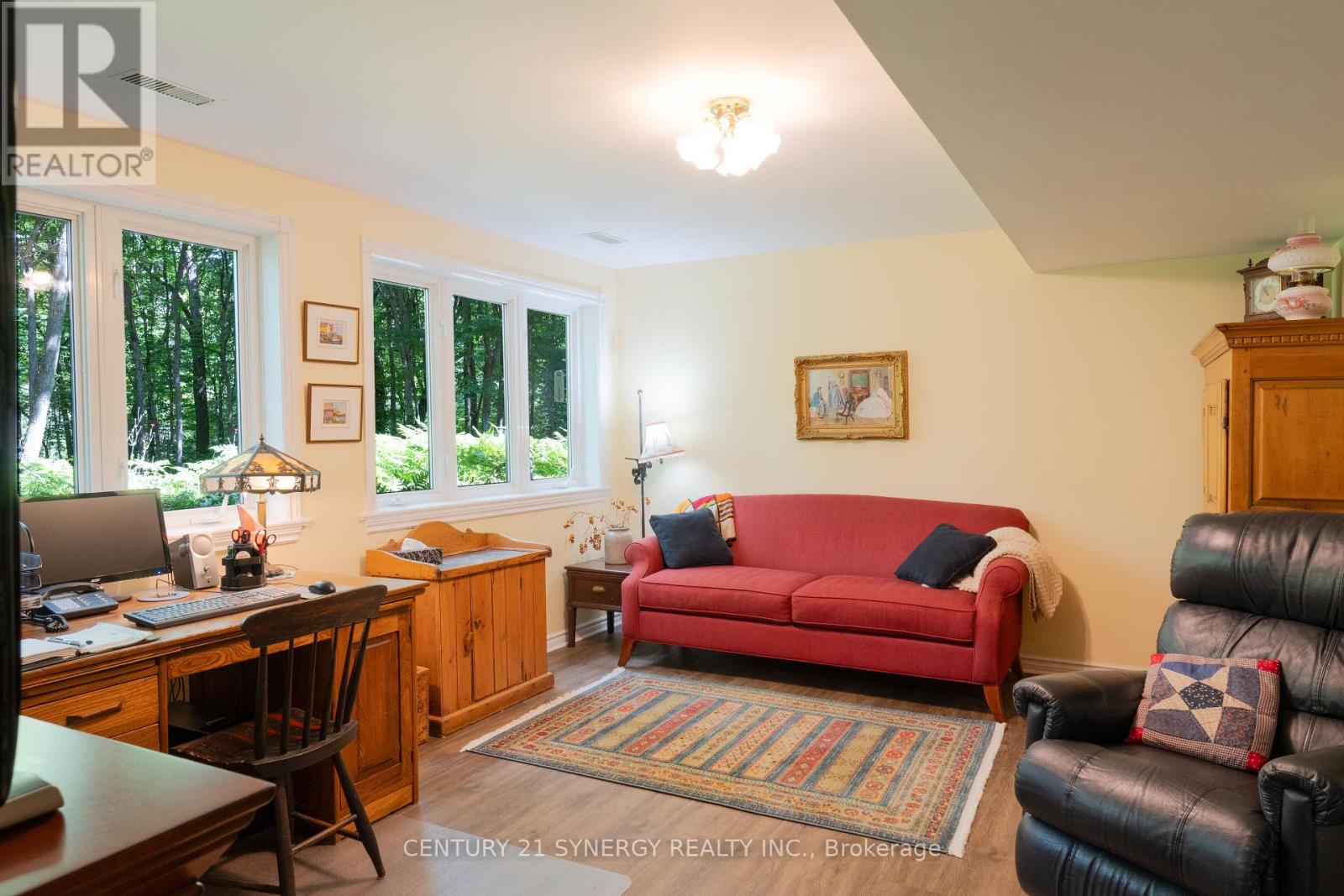 504 KENYON ROAD - Image 21
