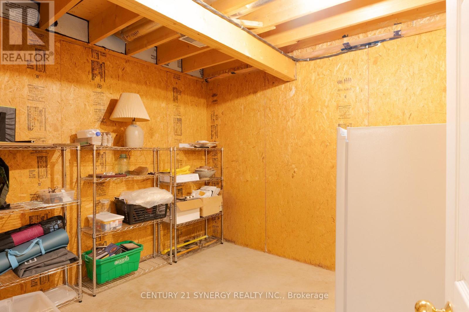 504 KENYON ROAD - Image 27