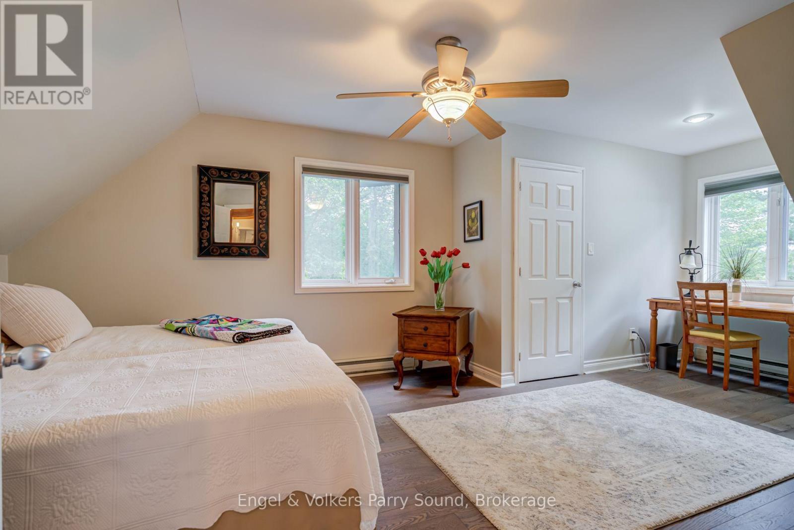 9 SAWDUST BAY ROAD N - 28