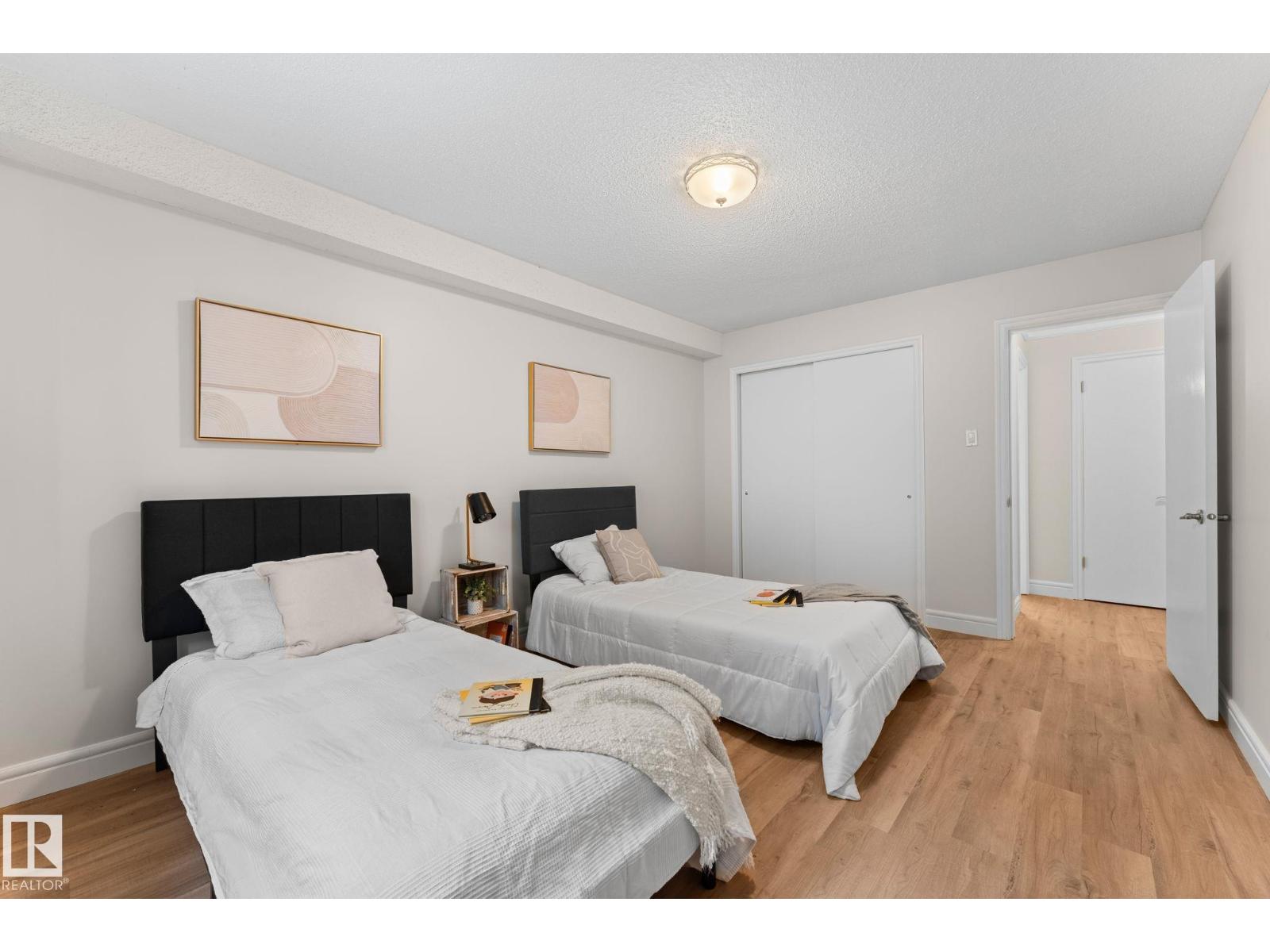 #106 10735 81 AV NW - 15