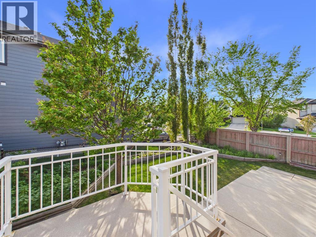 181 Panamount Hill Northwest, Calgary, Alberta, T3K5P5, Calgary, Alberta — photo 4 of 5