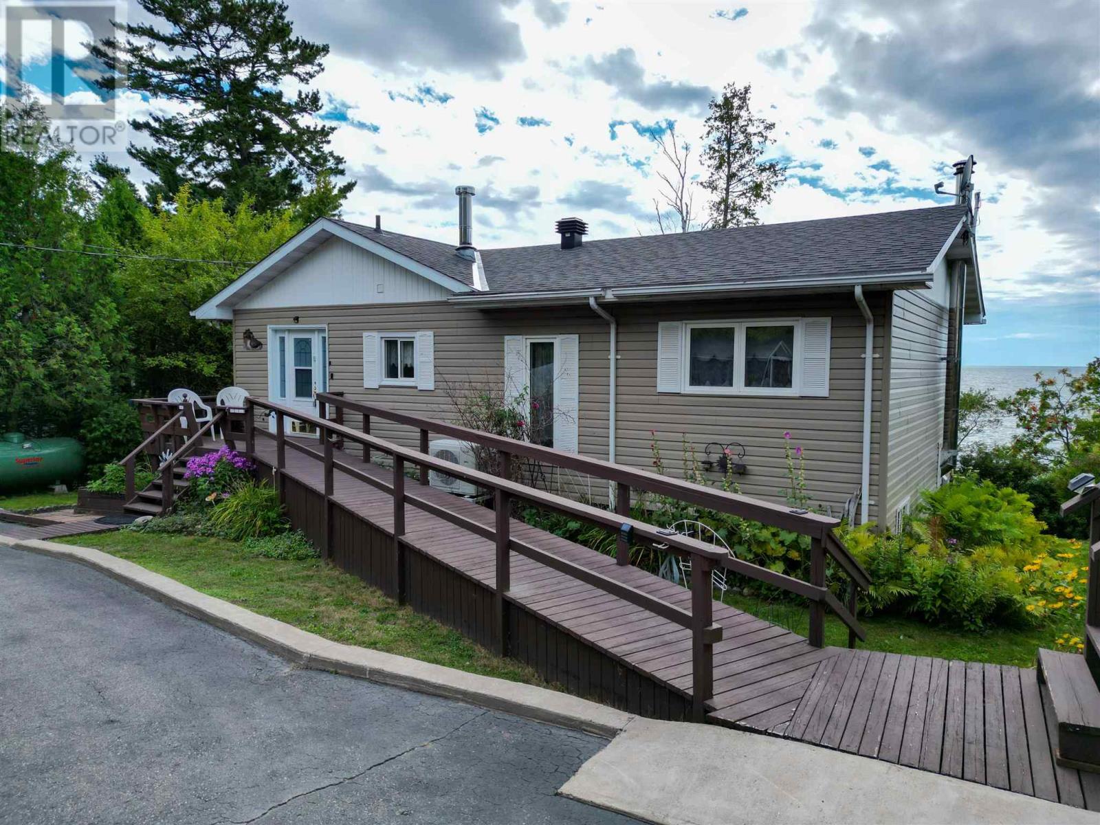 345 Dead End RD, Goulais River — photo 3