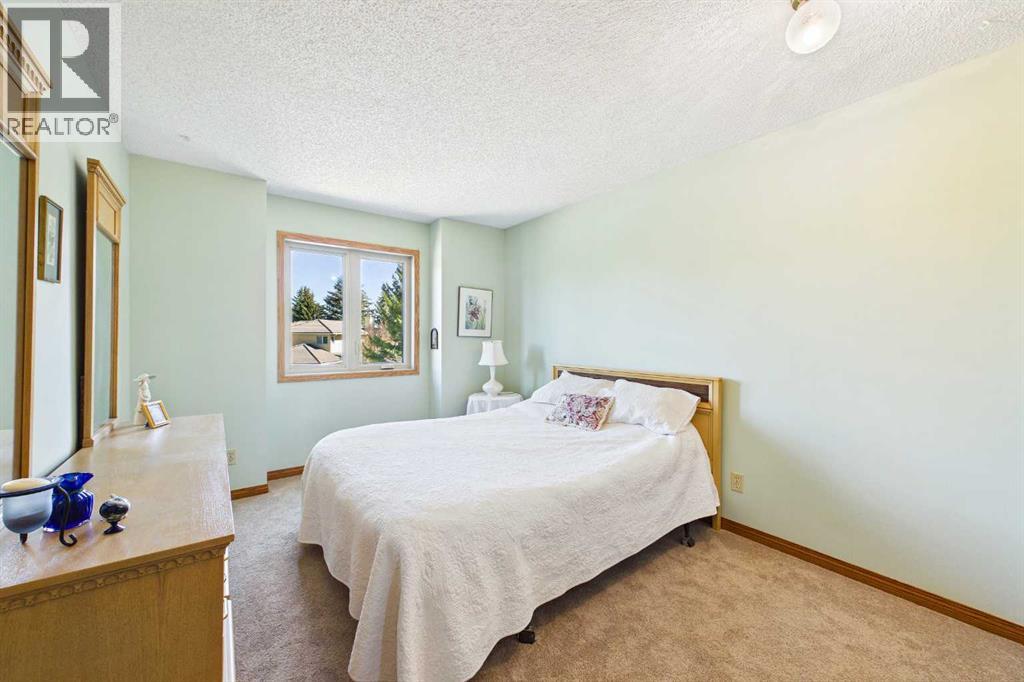 220 Varsity Estates Terrace NW - Image 31