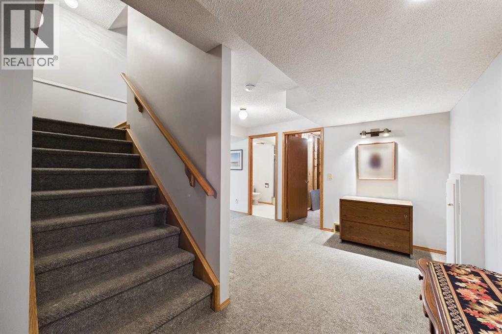 220 Varsity Estates Terrace NW - Image 34